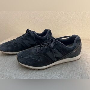 New Balance 696 Gray Suede Running Athletic Shoes